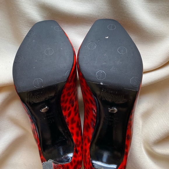 Jerome C Rousseau Red Patent Leather Pumps, size 38.5 - Picture 4 of 8
